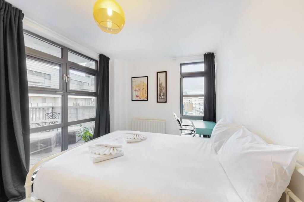 Modernistic 2-bedroom Flat In Shadwell Appartamento *